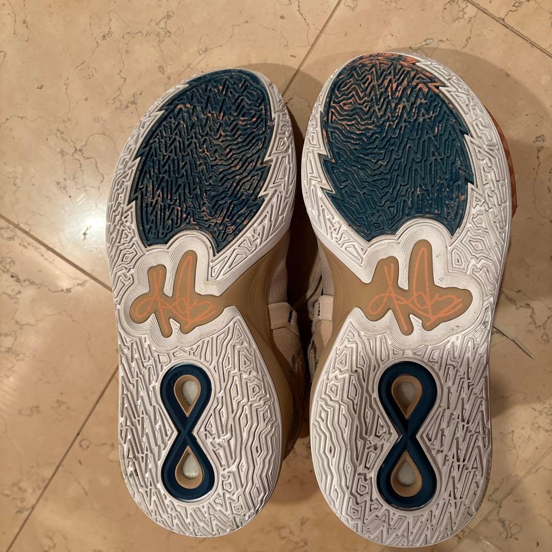 シューズ(男性用) Nike Kyrie Infinity \"Rattan/Mader Root\"