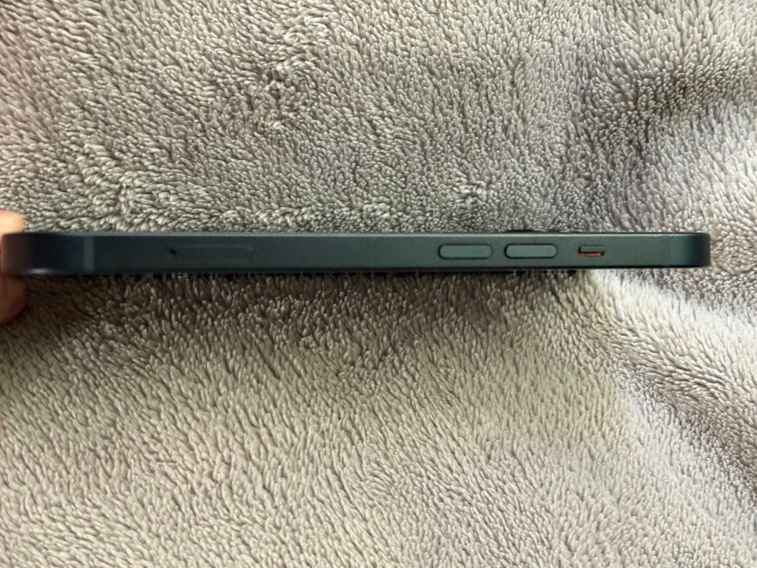 Apple iPhone13 ミッドナイト