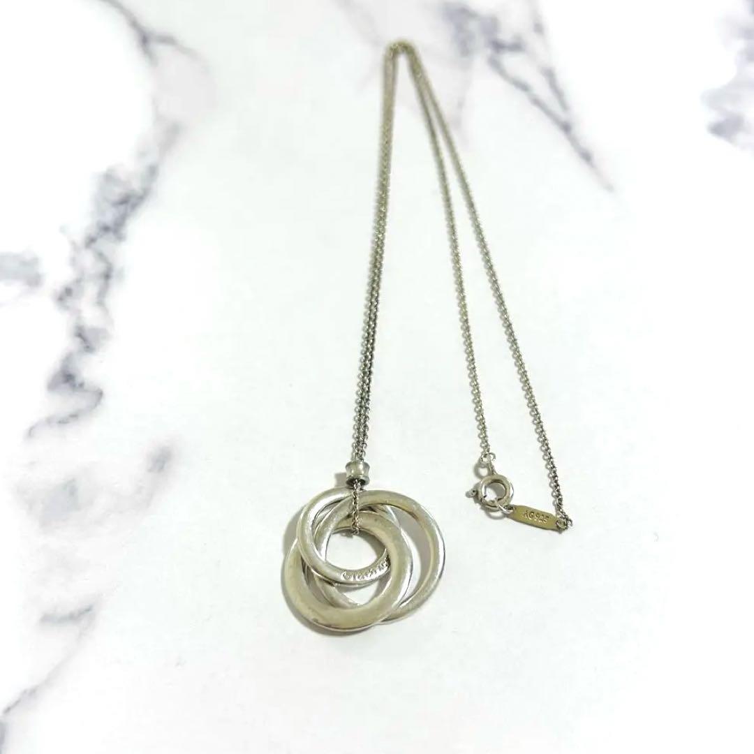 ティファニー インターロッキング スリーサークル ネックレス