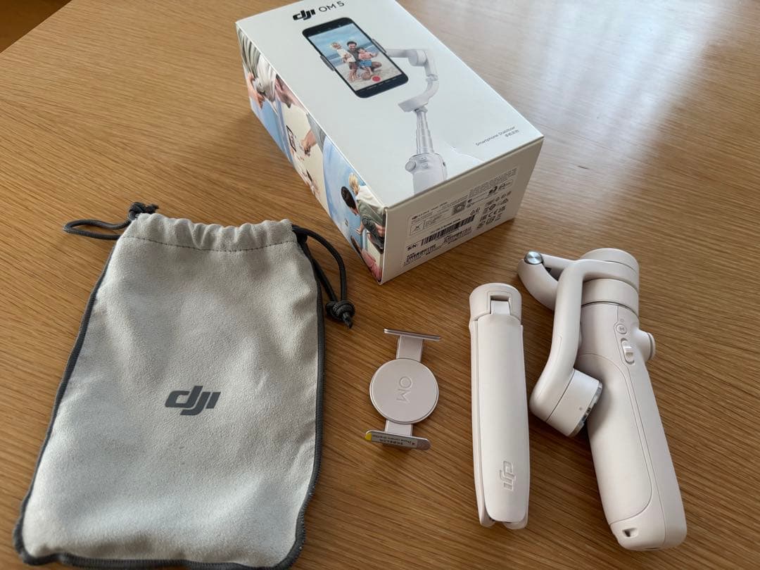 DJI OM 5 スマートフォン用スタビライザー