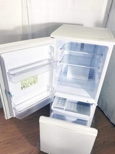 宅内搬入込み2020★SHARP 137L　冷蔵庫【SJ-D14F-W】J954