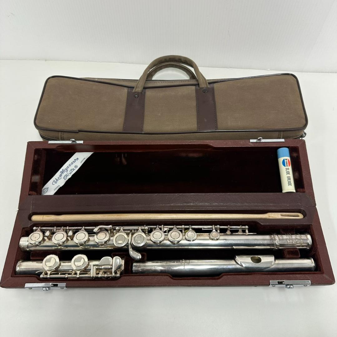 ミヤザワフルート 95 楽器　ケース 中古 管楽器 吹奏楽器