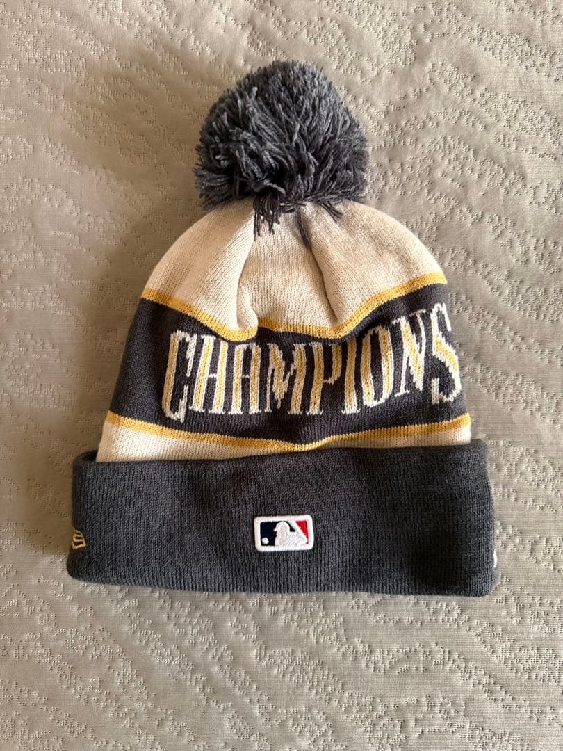 ドジャース　2025 ワールドチャンピオン　ニット帽　キャップ　アメリカ購入