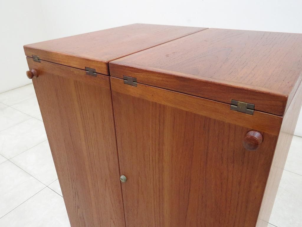 ロッタ様 デンマーク デューロン チーク材 バーキャビネット60'sヴィンテージ