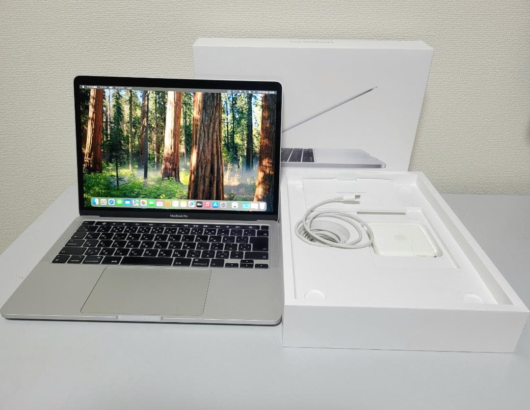 美品 MacBook Pro 2020 i5/16GB/512 充電78回