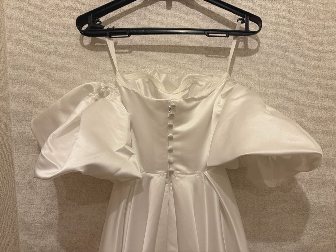 【ドレスプロダクション】W257 パフスリーブ Aラインドレス　トレーン付き