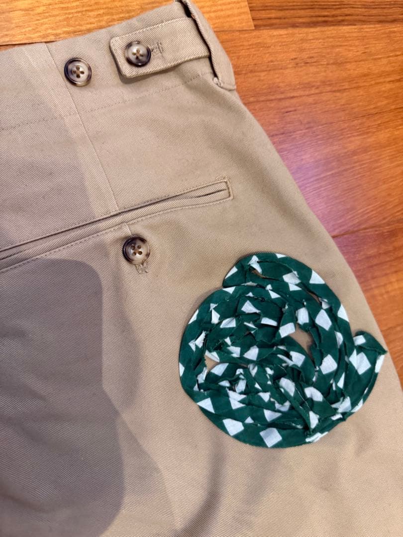 FAF 刺繍チノパンツ　サイズ2