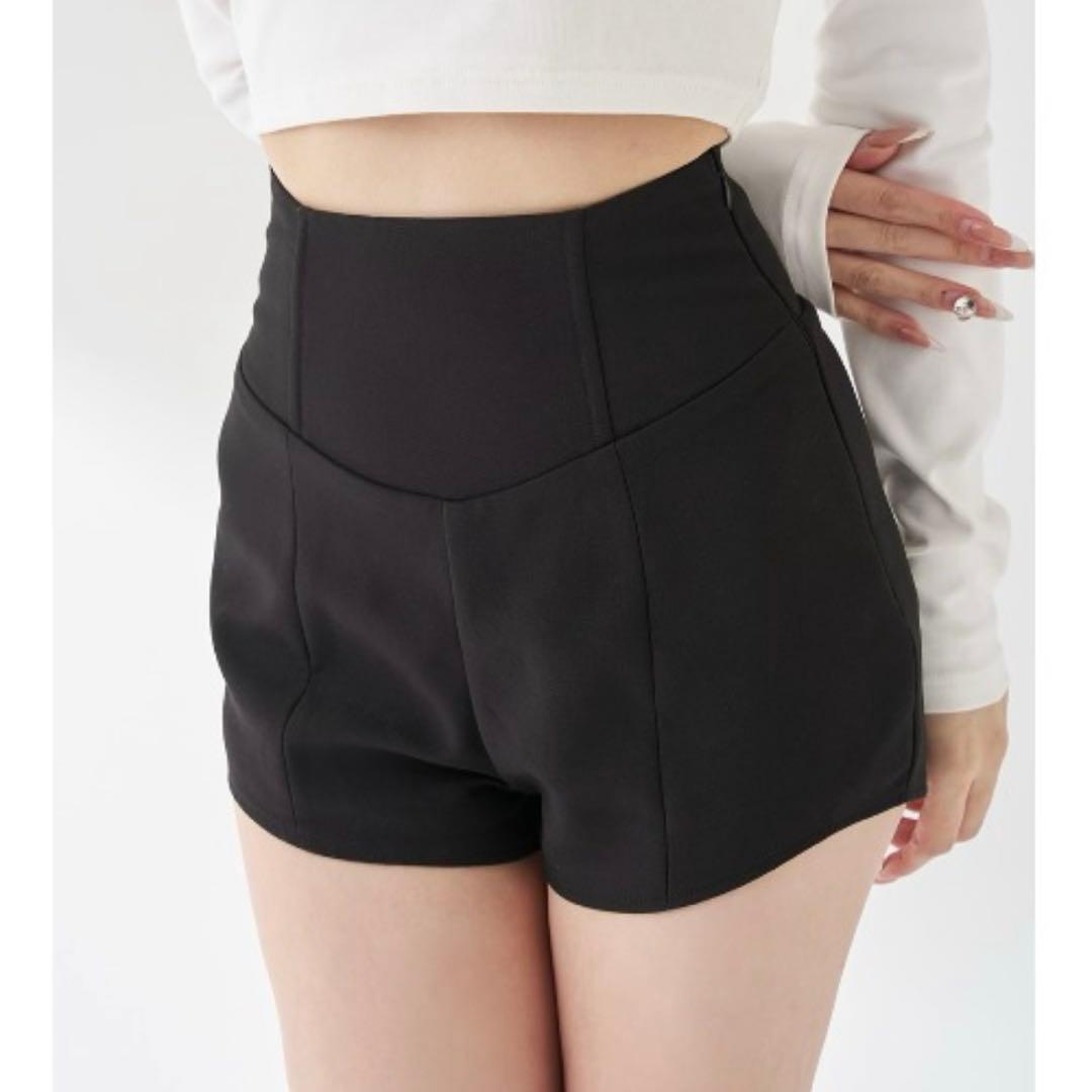 Darich 美シルエットショートパンツ　Freeサイズ ブラック　ダーリッチ