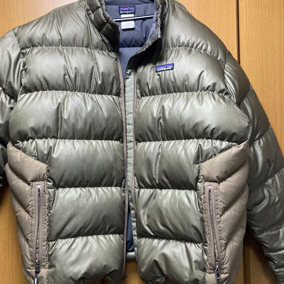 人気パタゴニア　メンズダウンジャケット　XLサイズ カーキ