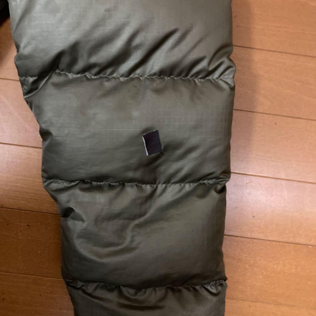 人気パタゴニア　メンズダウンジャケット　XLサイズ カーキ