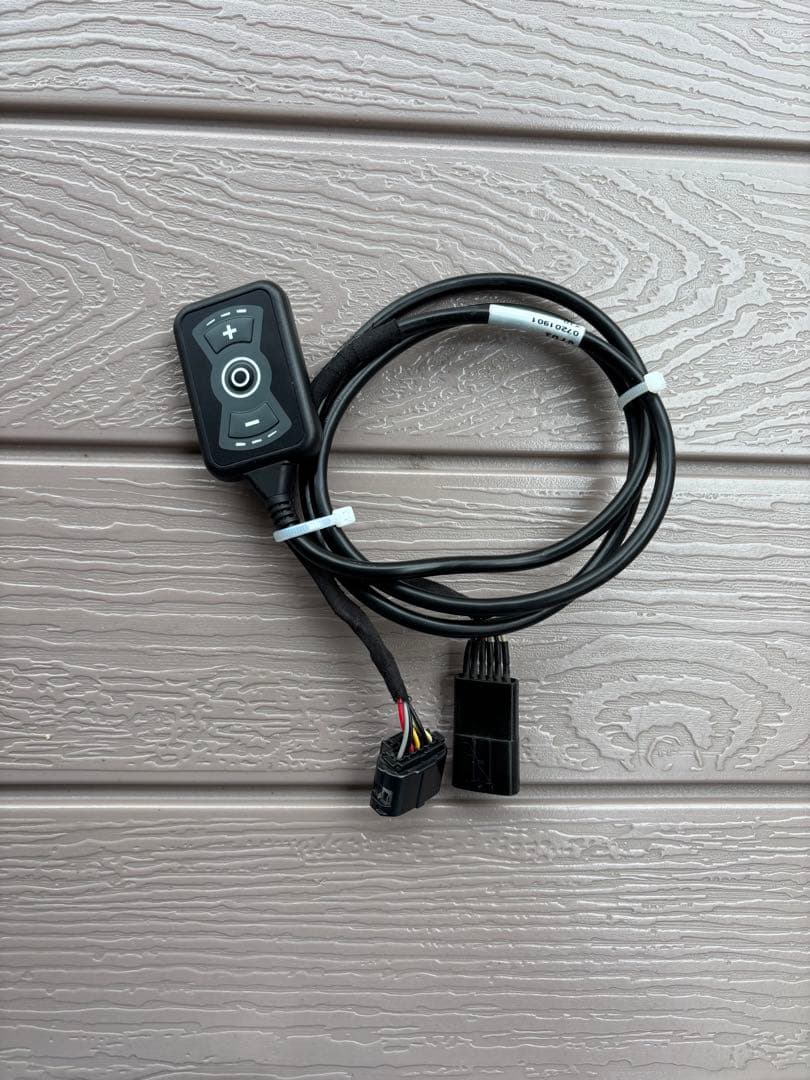 アルファード30後期　スロットルコントローラー