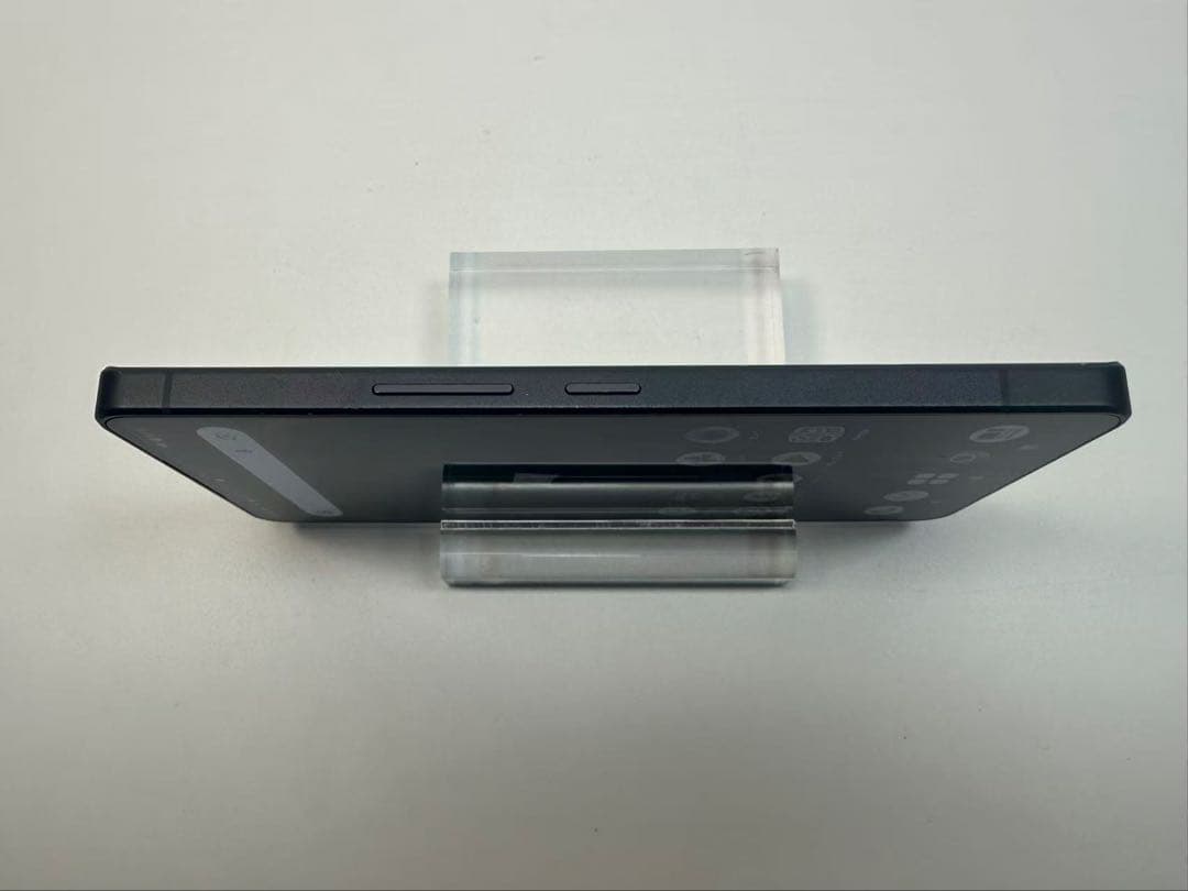 Aquos R8 pro docomo 256gb ブラック ジャンク