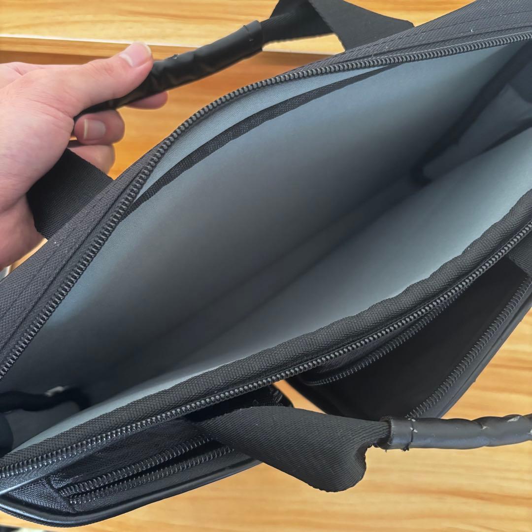 【FUJITSU】ノートPC i5搭載 メモリ8GBSSD256GB／Win11