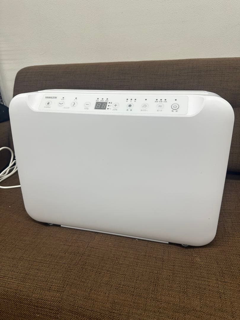 ⑧【美品】YAMAZEN 除湿機　YDC-G120（W）２３年製