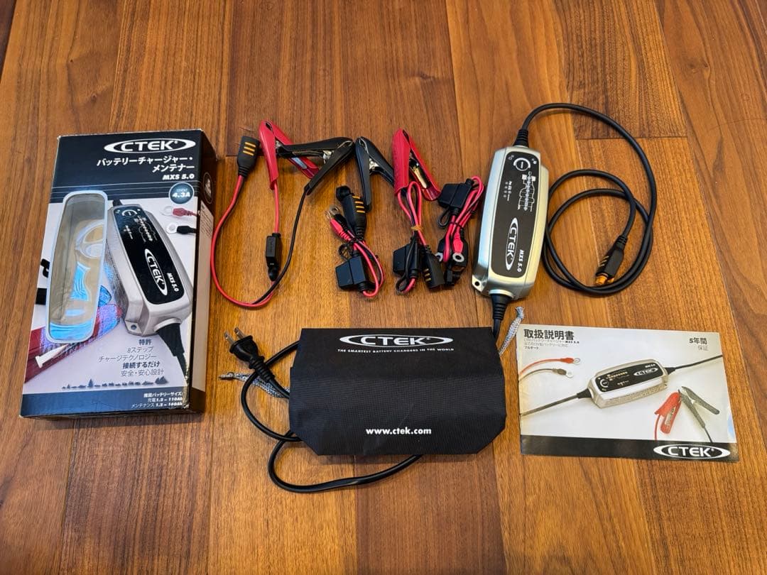 CTEK バッテリーチャージャー MXS5.0JP 国内版 純正オプション付き