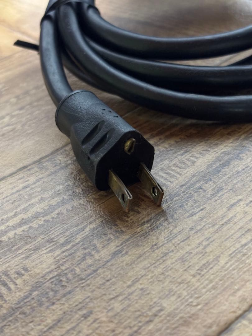 ふ*ま様 ◎動作品◎QSC AUDIO◎USA1300◎ステレオパワーアンプ