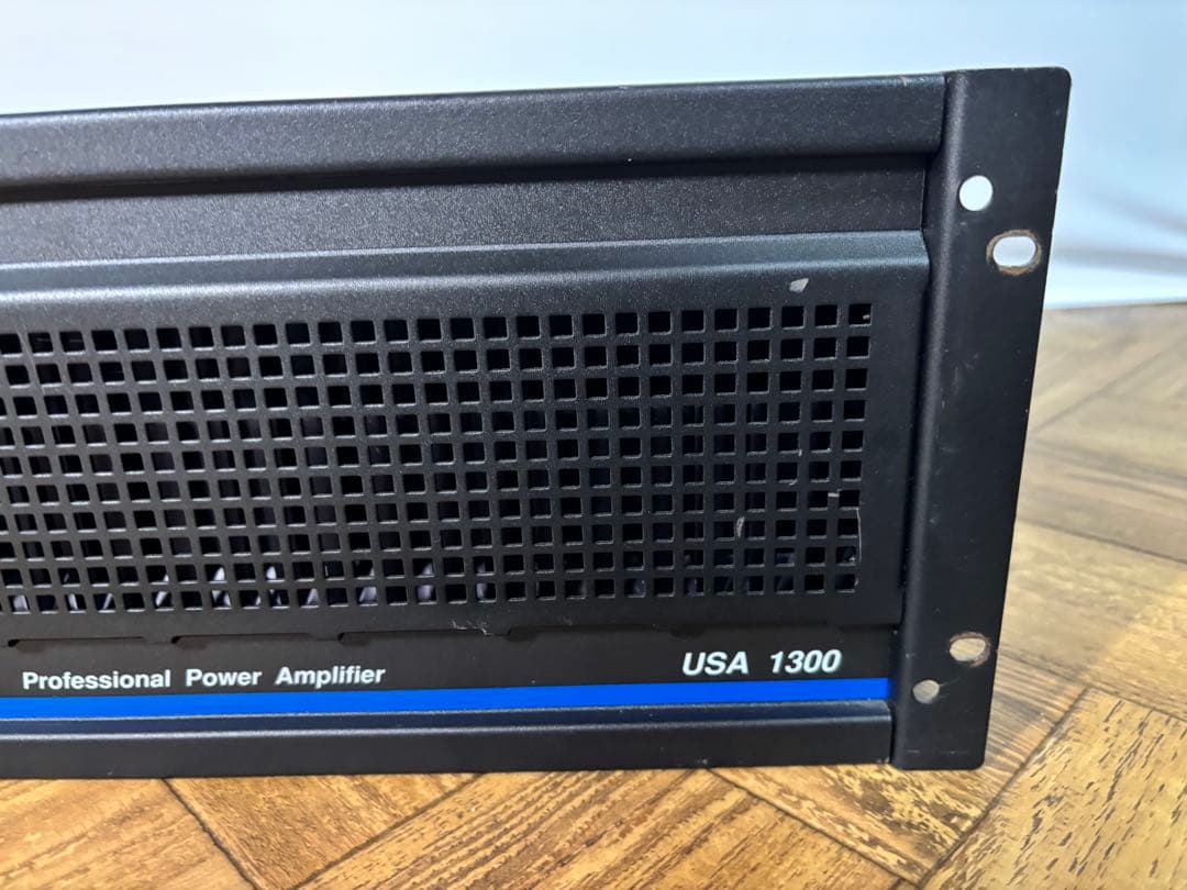 ふ*ま様 ◎動作品◎QSC AUDIO◎USA1300◎ステレオパワーアンプ