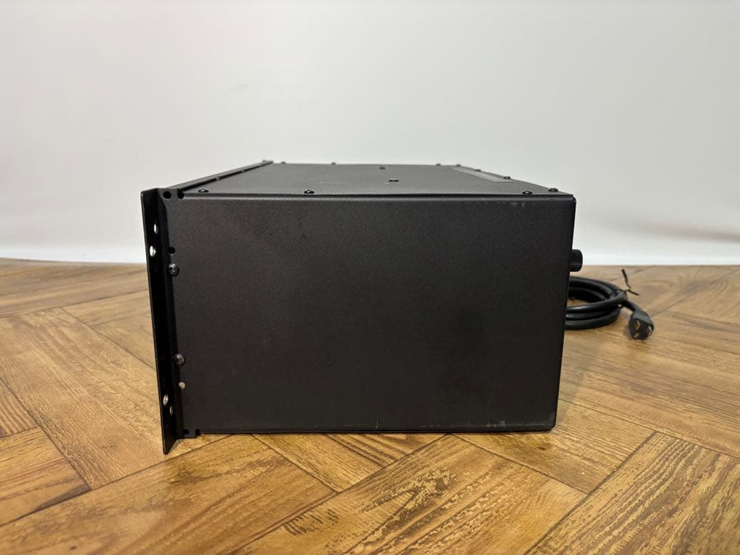 ふ*ま様 ◎動作品◎QSC AUDIO◎USA1300◎ステレオパワーアンプ