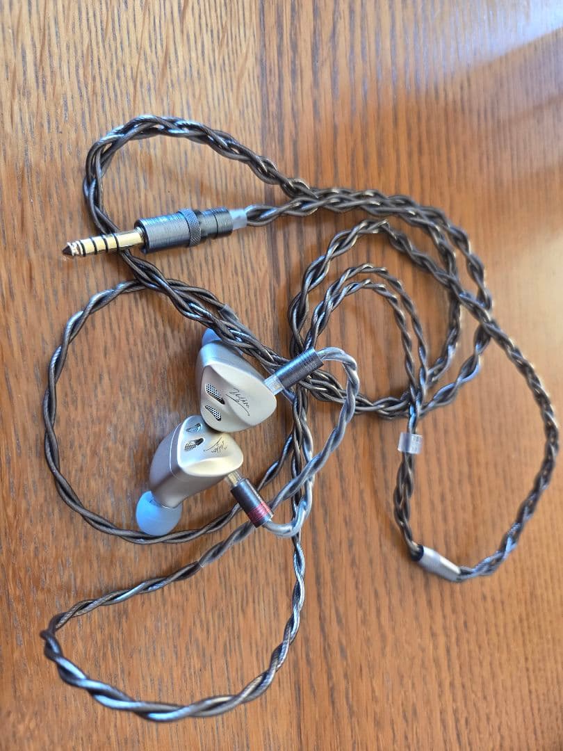 DUNU VULKAN2 リケーブル可能イヤホン