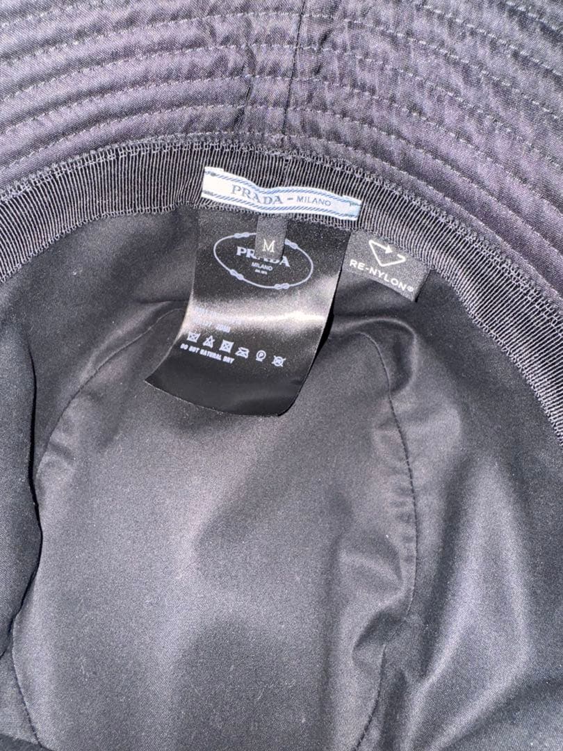 【未使用に近い】プラダ Re-Nylon バケットハット 黒 M