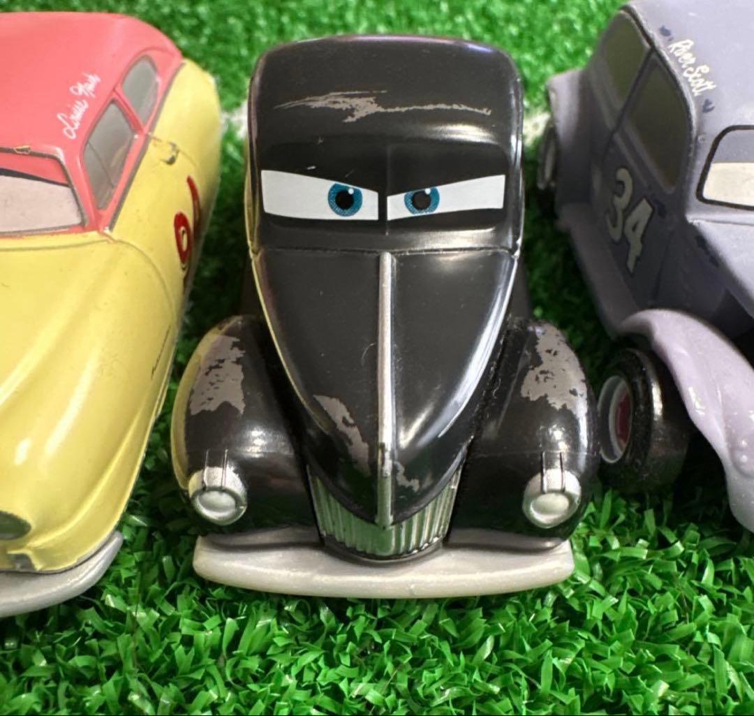 専用　トミカ　カーズ　ドクターダメージetc　4台セット