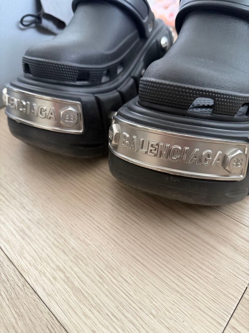 靴 balenciaga hard crocs 39