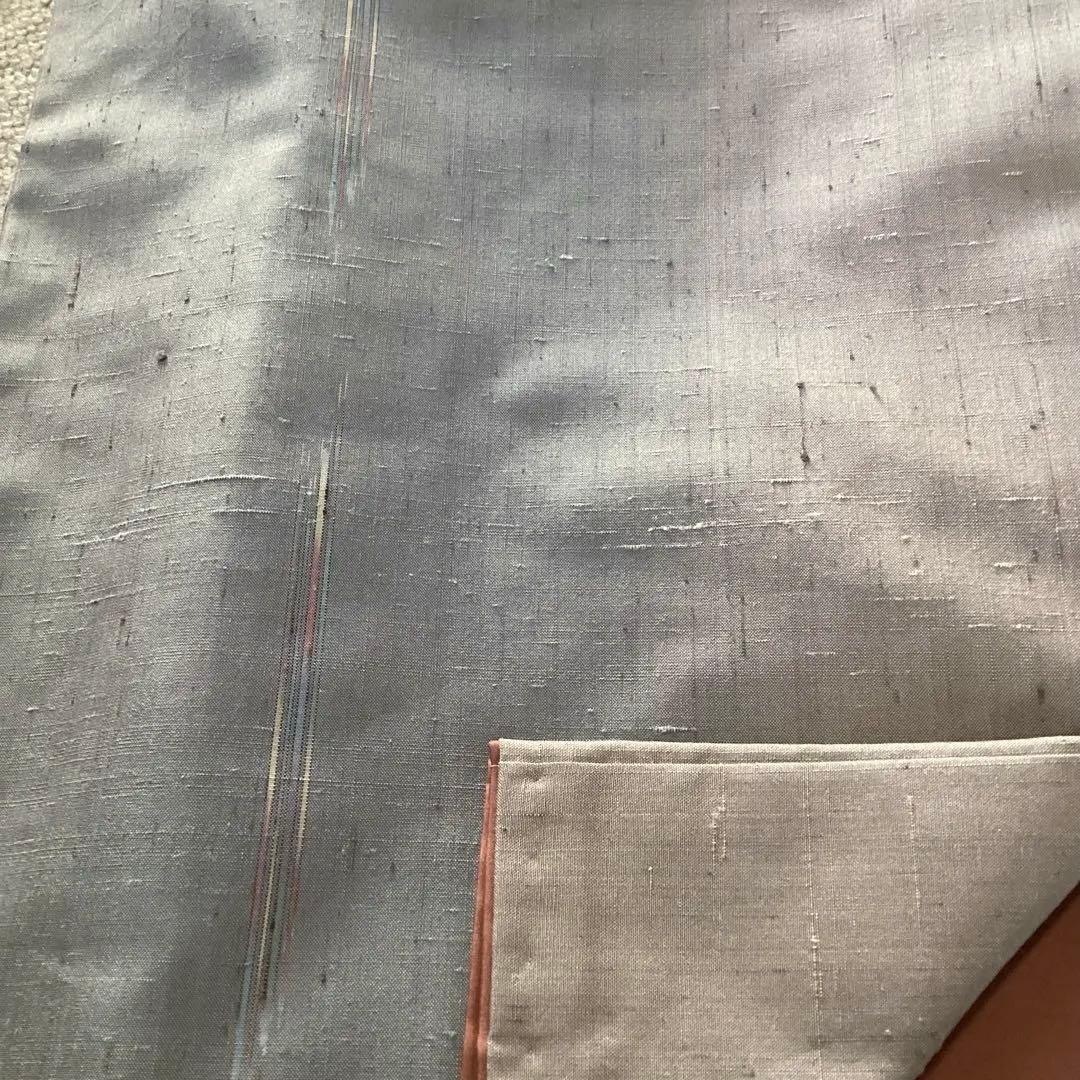 高級紬地　袷小紋　ブルーグレーからベージュへのグラデーション　高度な技術の縦筋