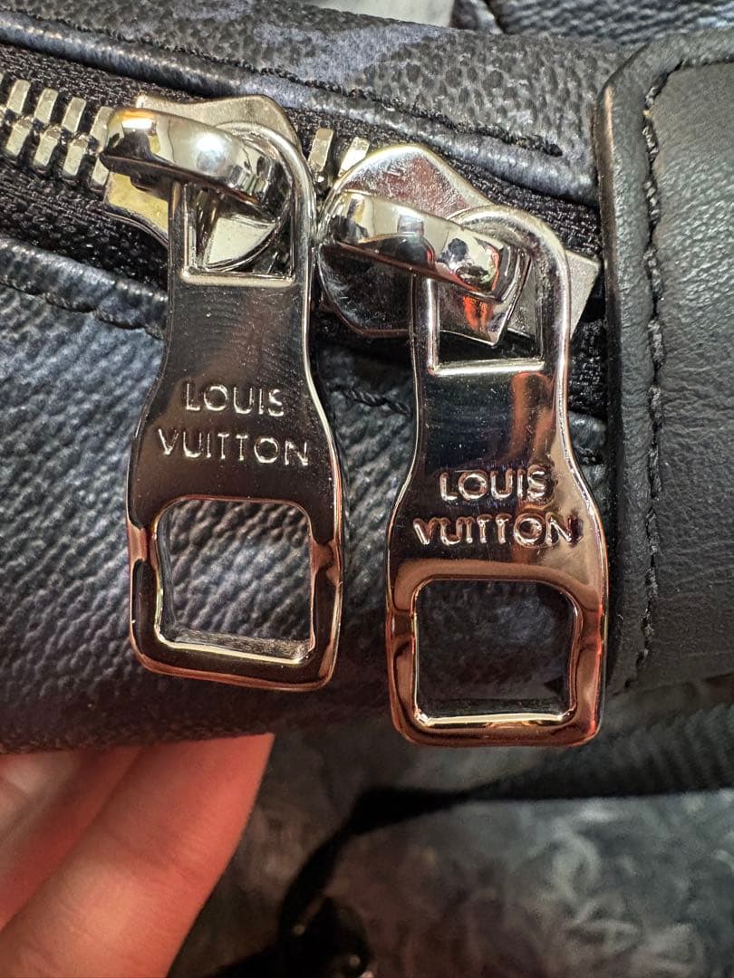 Louis Vuitton グレー リュック