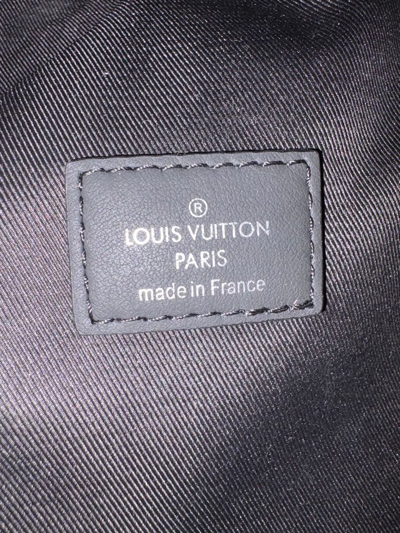 Louis Vuitton グレー リュック