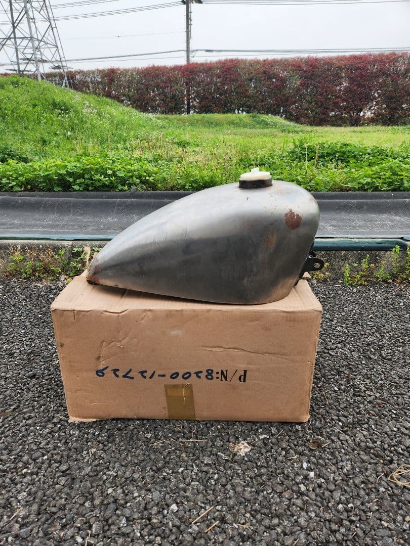 K商店　スポーツスターロートンネル3つ