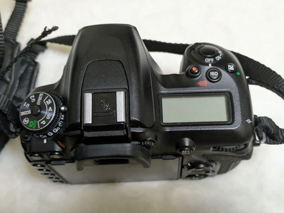 Nikon D7500 本体と付属品　シャッターカウント62775
