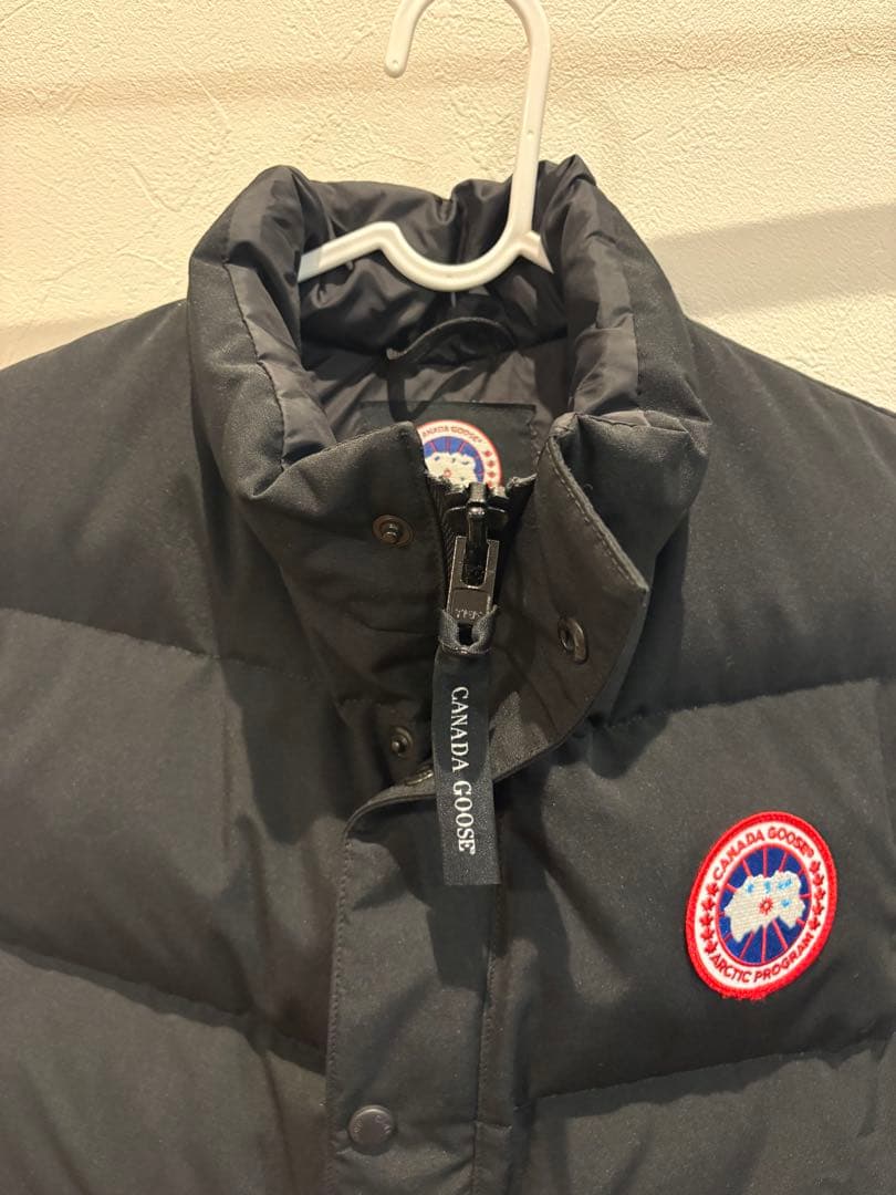 【極美品】 （カナダグース） ダウンベスト ブラック