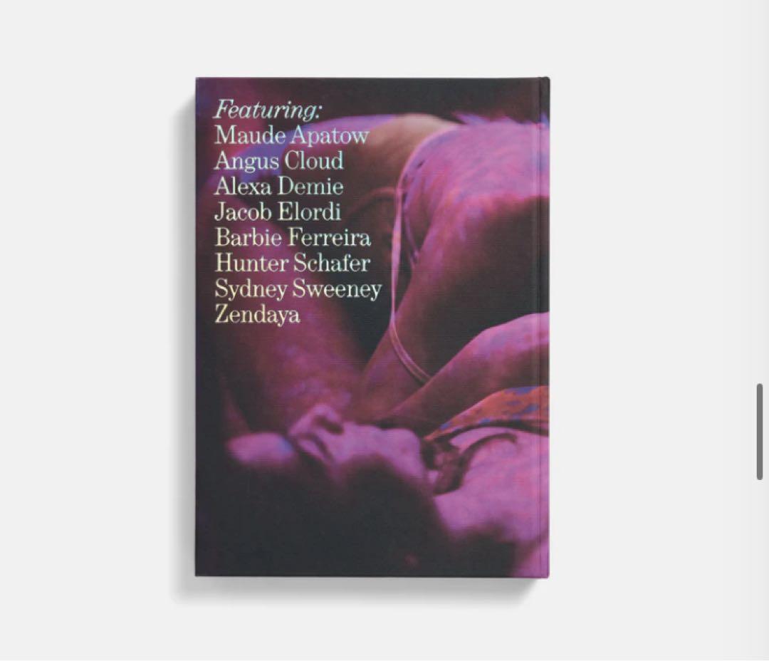 A24 EUPHORIA FASHION 本　アートブック 映画