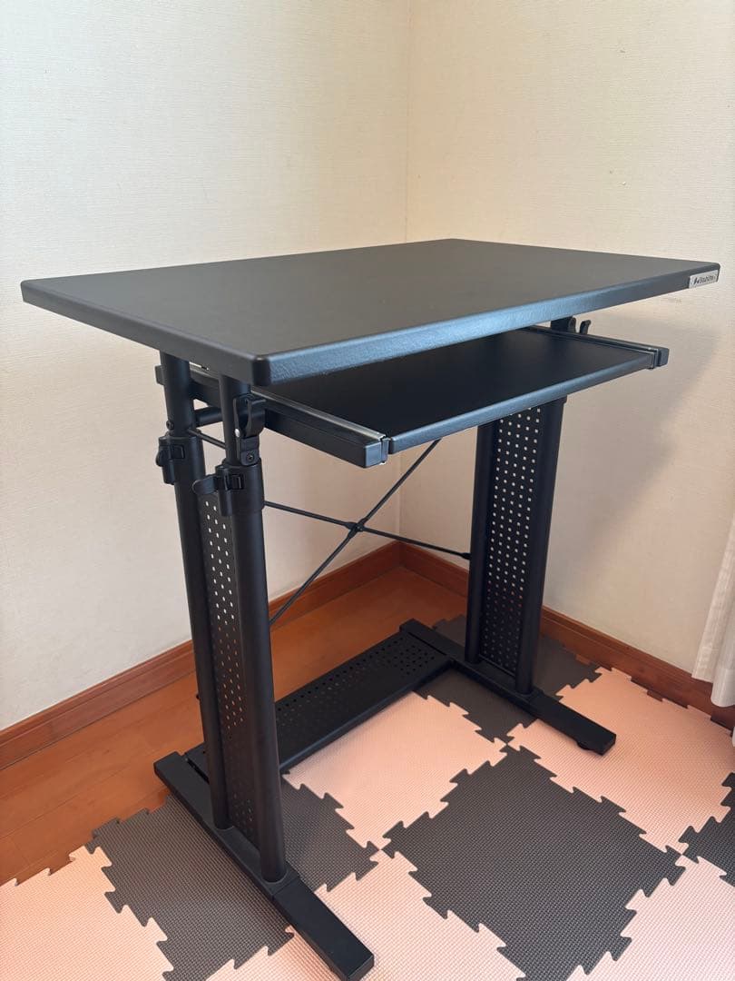 Bauhutte(バウヒュッテ) スタンディングデスク 昇降式