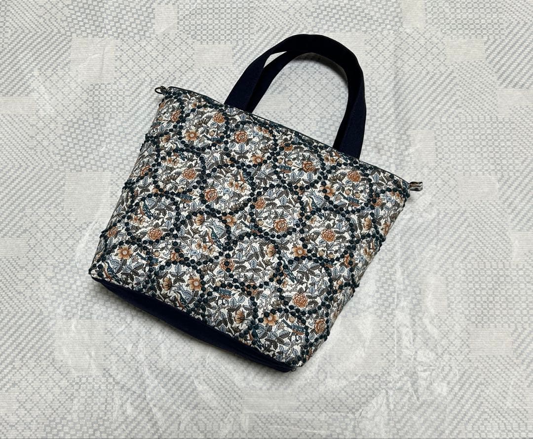 フック 様 strawberryThief