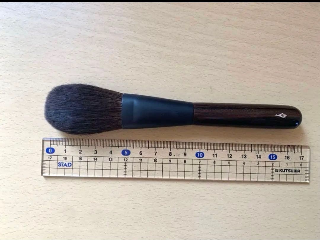 白鳳堂 HAKUHODO 黒檀　フェイスブラシ　パウダー　ブラシ　灰リス　最上級