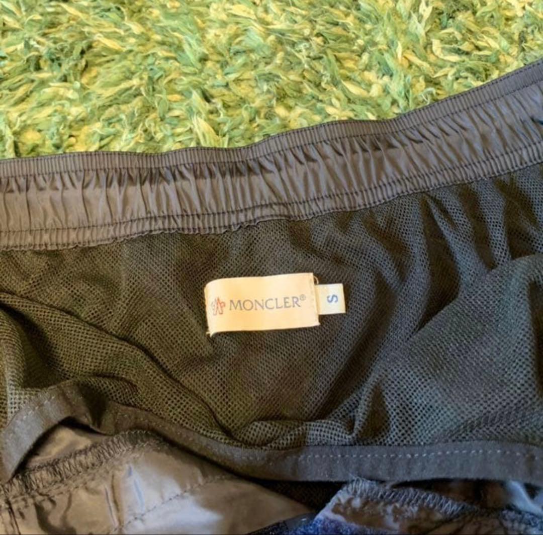 モンクレール 水着 短パン