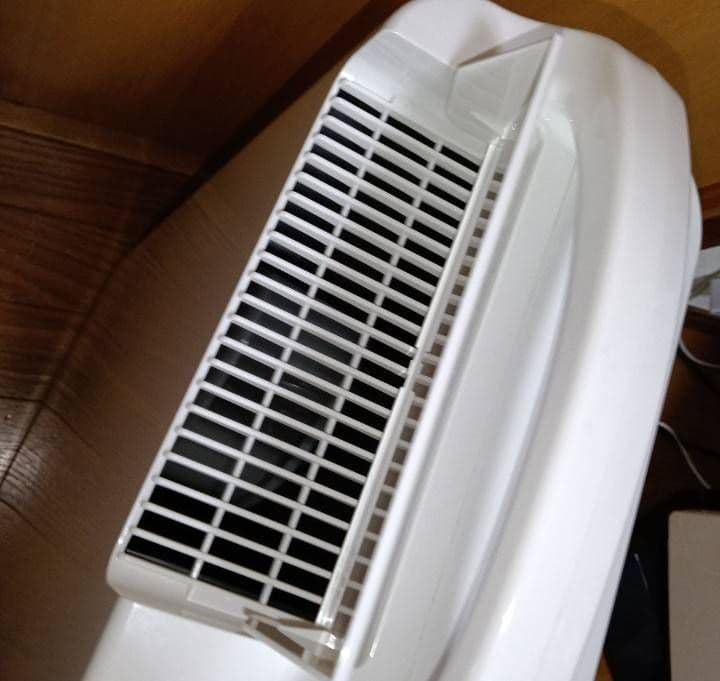 CORONA衣類乾燥除湿機 。 2022年製