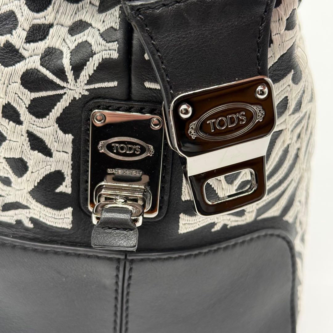 TOD'S トッズ Dスタイリング 刺繡 レザー 本革 2way ハンド バッグ