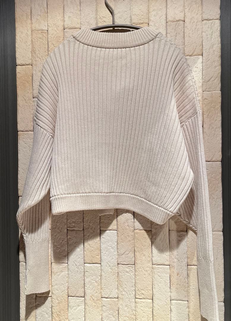 HYKE ベルテッドショートニットカーディガン