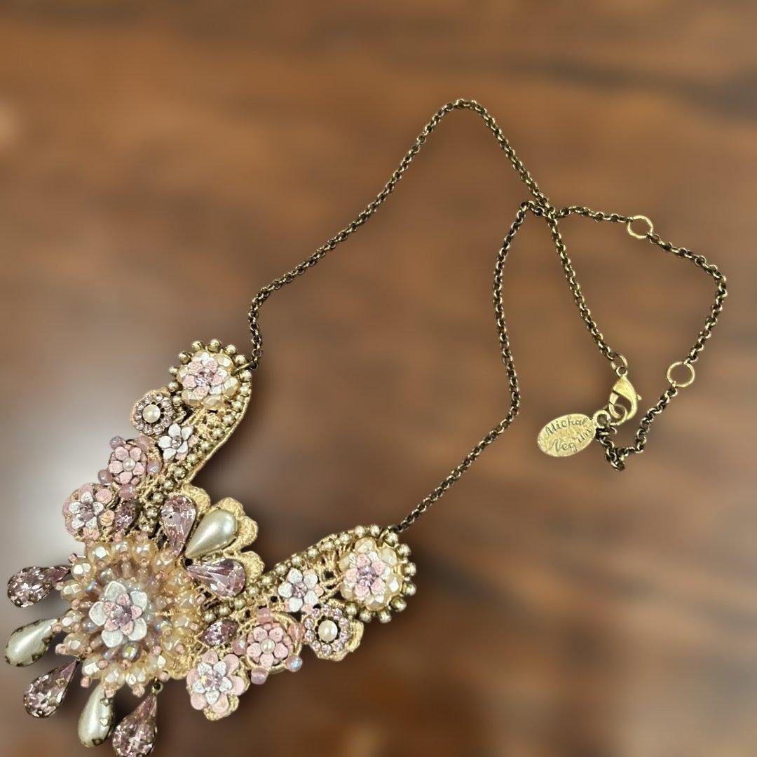 ミハエルネグリン　ネックレス