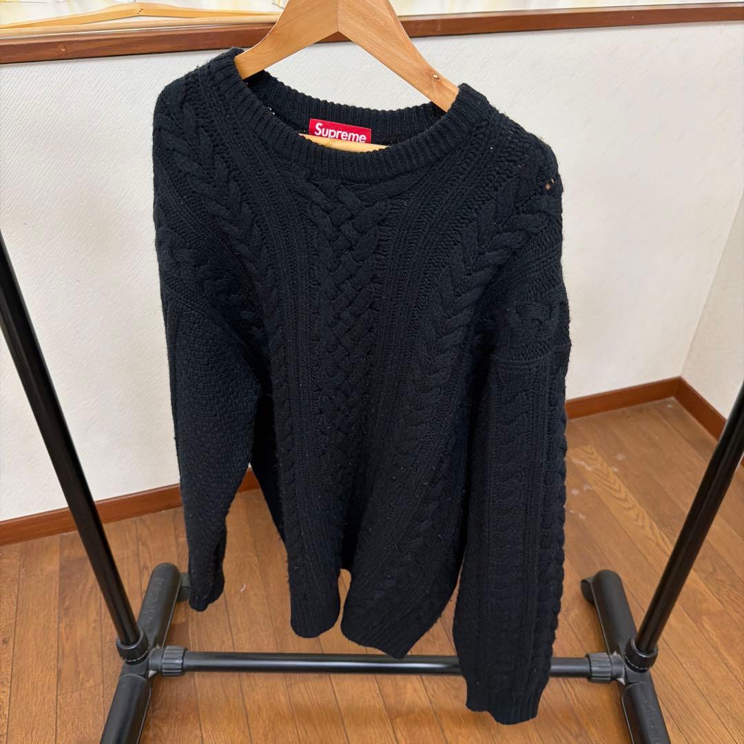 値下中Supreme Applique Cable Knit Sweater