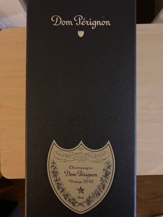 値下げ‼︎【ドンペリ　2010】