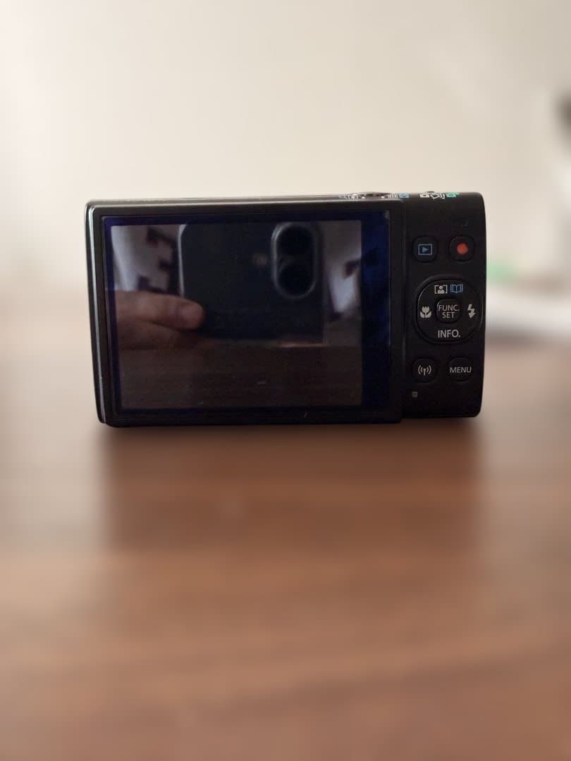 【極美品】Canon IXY650mコンパクトデジタルカメラ　ブラックおまけ付き