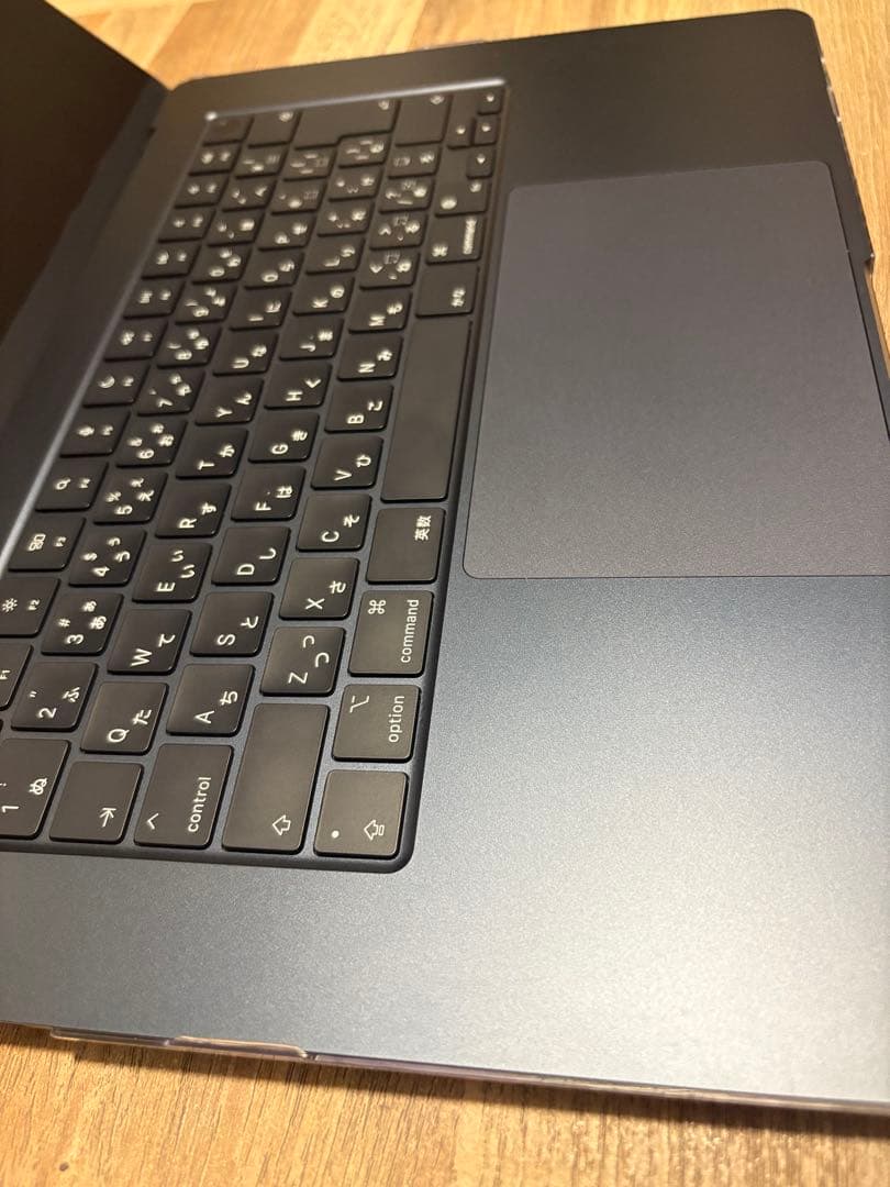 【ほぼ新品】Apple MacBook Air m2 15.4インチ　256GB