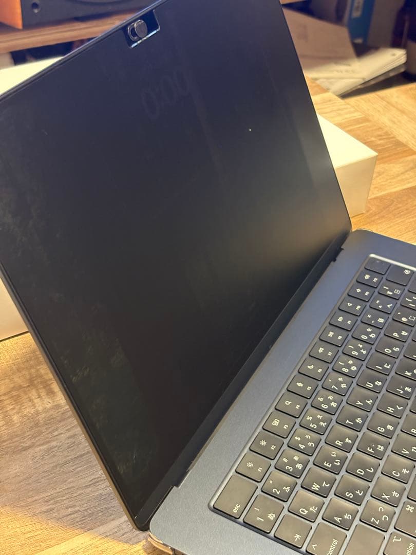 【ほぼ新品】Apple MacBook Air m2 15.4インチ　256GB