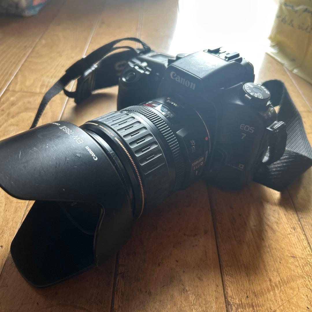 Canon EOS 7 フイルム一眼レフカメラ