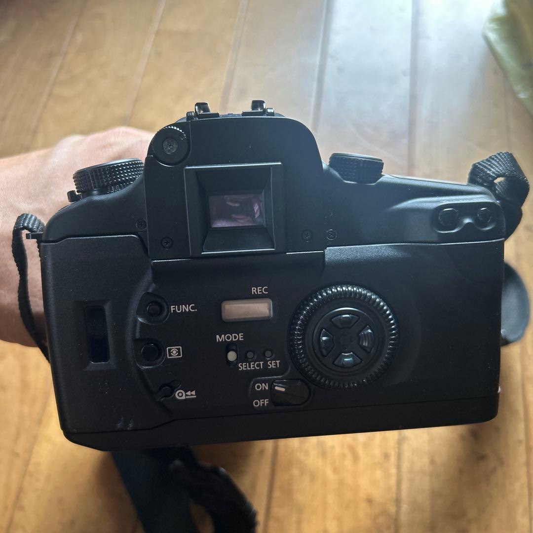 Canon EOS 7 フイルム一眼レフカメラ