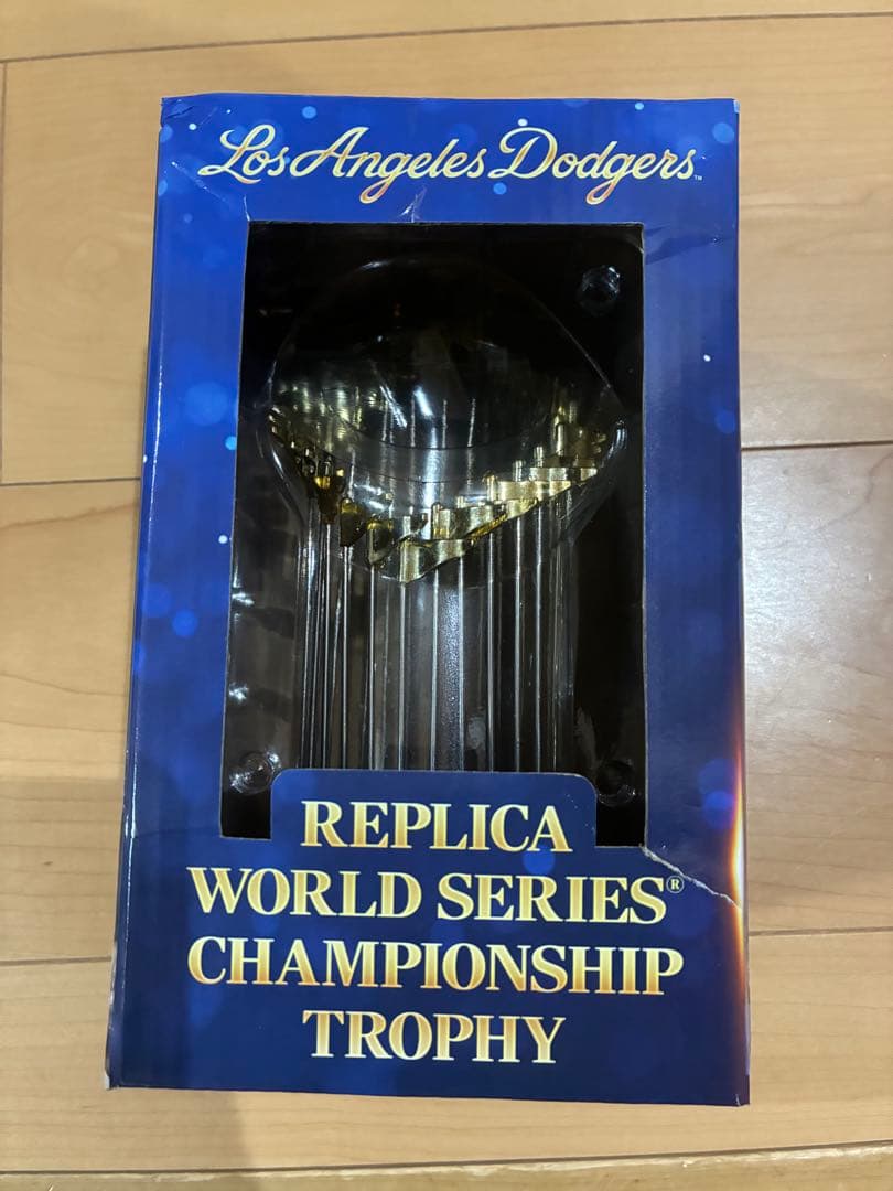 LAドジャース ギブアウェイ用　ワールドシリーズトロフィー　レプリカ6/17用