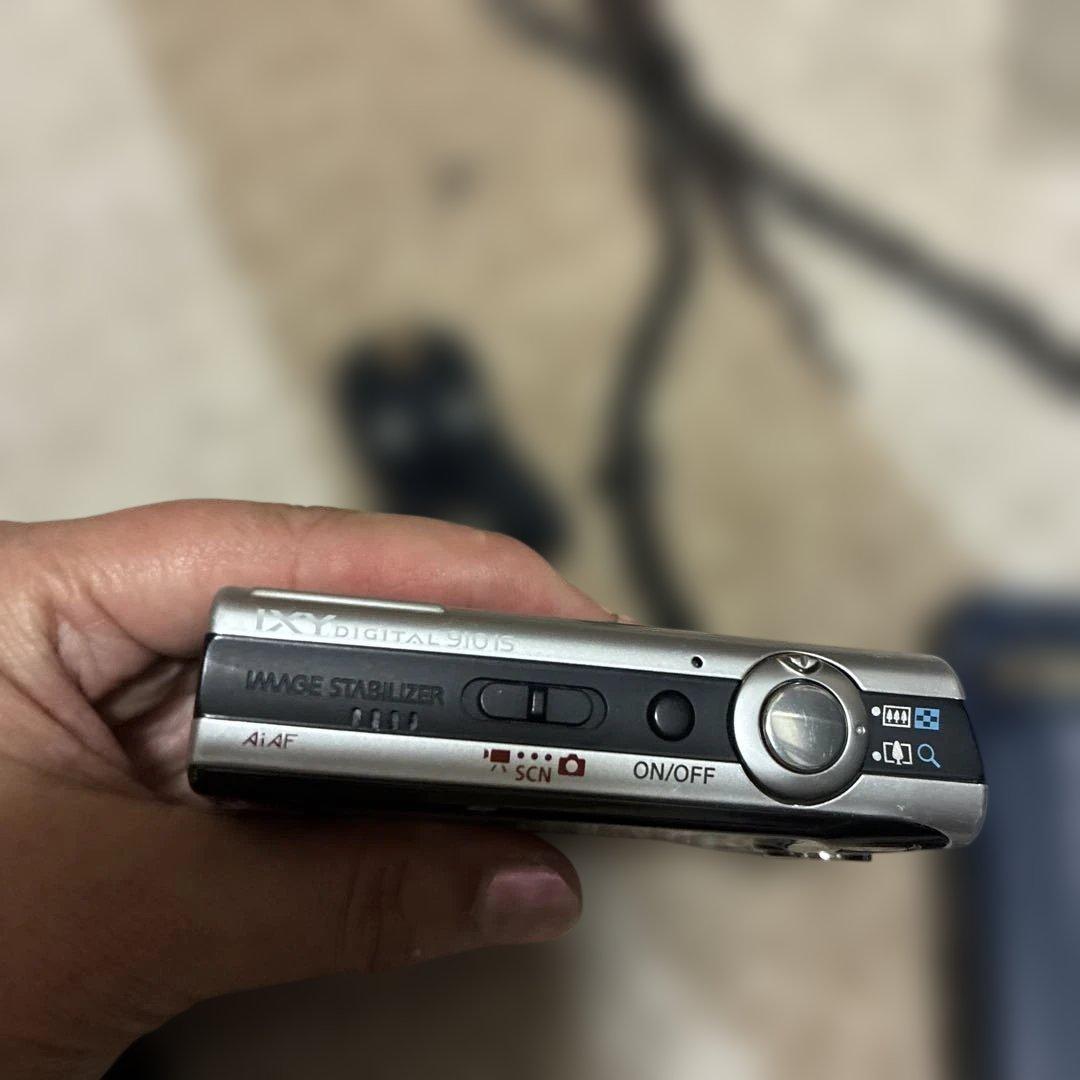 Canon IXY DIGITAL 8.0MP コンパクトデジタルカメラ